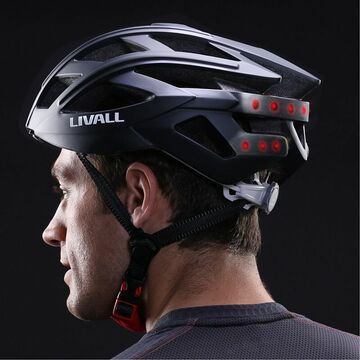 スマホ接続で通話もできるスマートヘルメット発売