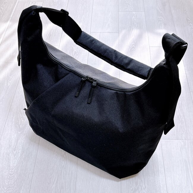 1泊分の荷物が入って優秀！無印良品の「疲れにくい大容量バッグ」ふっくらしたフォルムが可愛い！《購入レビュー》