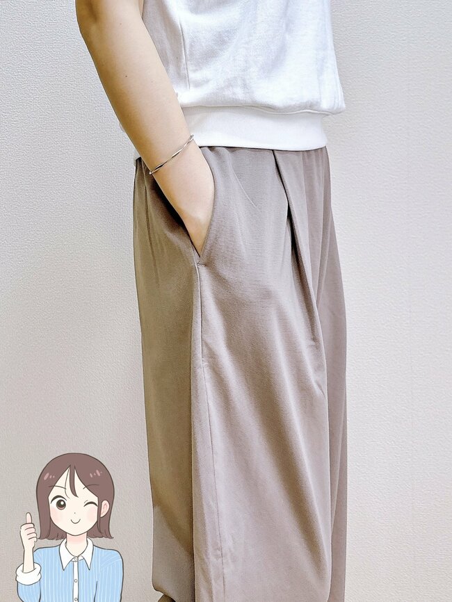 【無印良品】「猛暑日でもサラサラ」2990円の“楽ちんワイドパンツ”毎日はきたくなる心地良さ!「想像以上の快適さ」「シルエットもカッコよい」《購入レビュー》