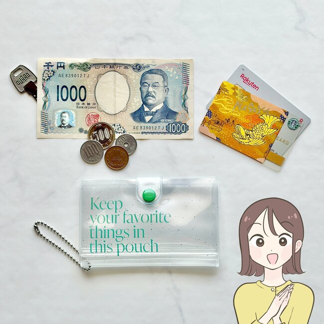 バッグの中で迷子にならない…！ダイソーの「めちゃ軽ミニ財布」カードやカギも収納できて優秀すぎる！《購入レビュー》