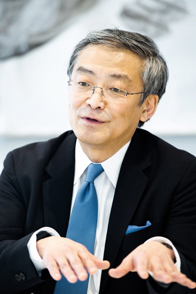 山崎元氏