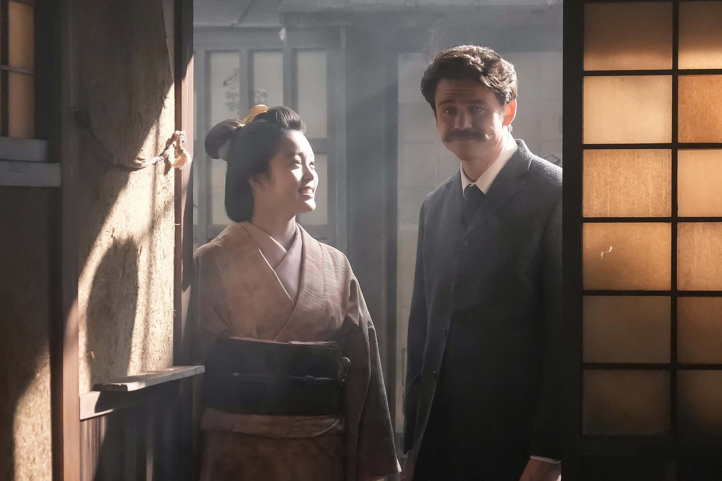 高石あかり「もう結婚！？」突然すぎるストーリー展開で、夫役トミー・バストウに相談したコト〈ばけばけ第71回〉