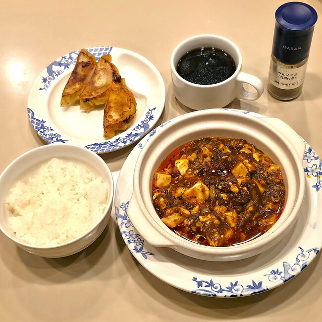 「汗が止まらね」「最高です」バーミヤンの“やみつき定食”ご飯がみるみる消えていきます!「なかなかの辛めで良き」《実食レビュー》