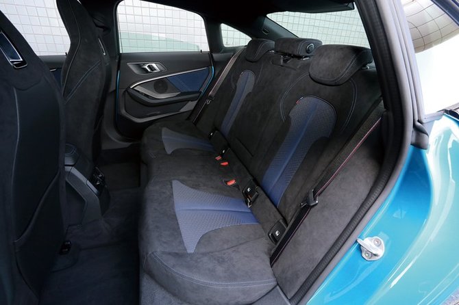 BMW・M235i・xドライブ・グランクーペリアシート