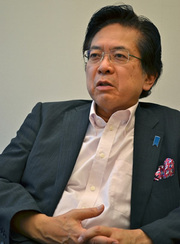 消費税増税実施はデフレ脱却を第一に 1％ずつ5年間で引き上げを――内閣官房参与（静岡県立大学教授）本田悦朗