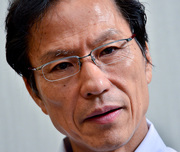 いつが幸せの頂点か。それは死ぬまで見えない【（『続･悩む力』）姜尚中×ジョン・キム】（前編）