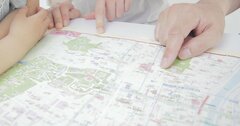 消えた工場、桑畑…地図記号の廃止・誕生の背景にある「社会の変化」
