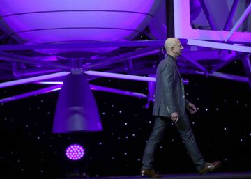 アマゾンのベゾスCEO、今が退任の潮時か