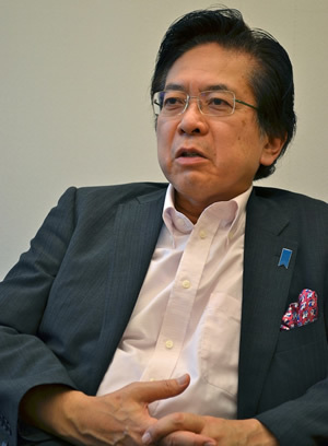 消費税増税実施はデフレ脱却を第一に 1％ずつ5年間で引き上げを――内閣官房参与（静岡県立大学教授）本田悦朗