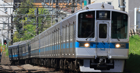 小田急車両火災、緊急停止から避難誘導までに見えた課題