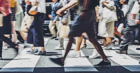 「金余り」を生んだ人件費の長期的抑制が、経済停滞の根本原因
