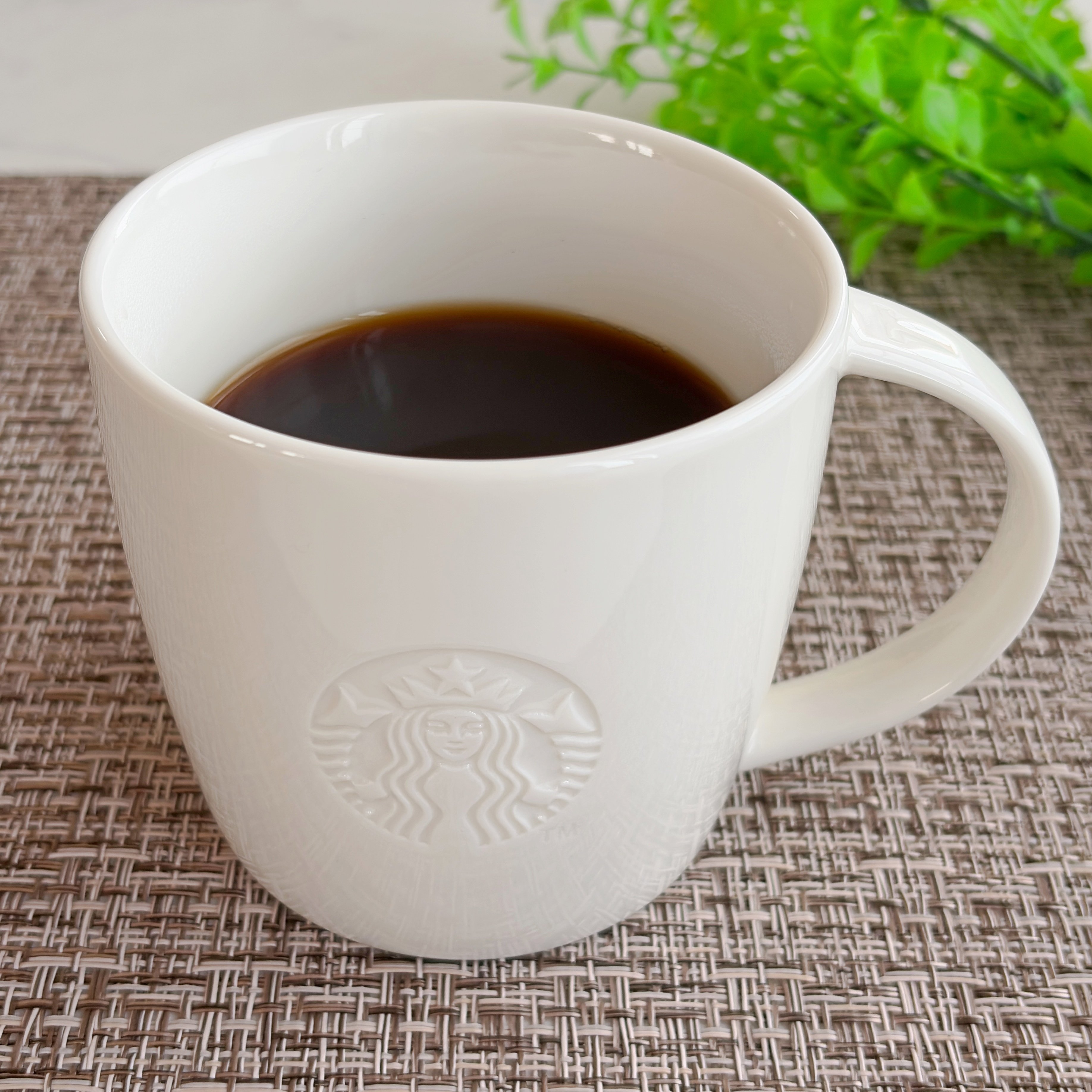 「毎朝使っても飽きない」スタバの“お店と同じマグカップ”かわいくて幸せすぎる!「一度にたっぷり飲める」「テンション上がります」