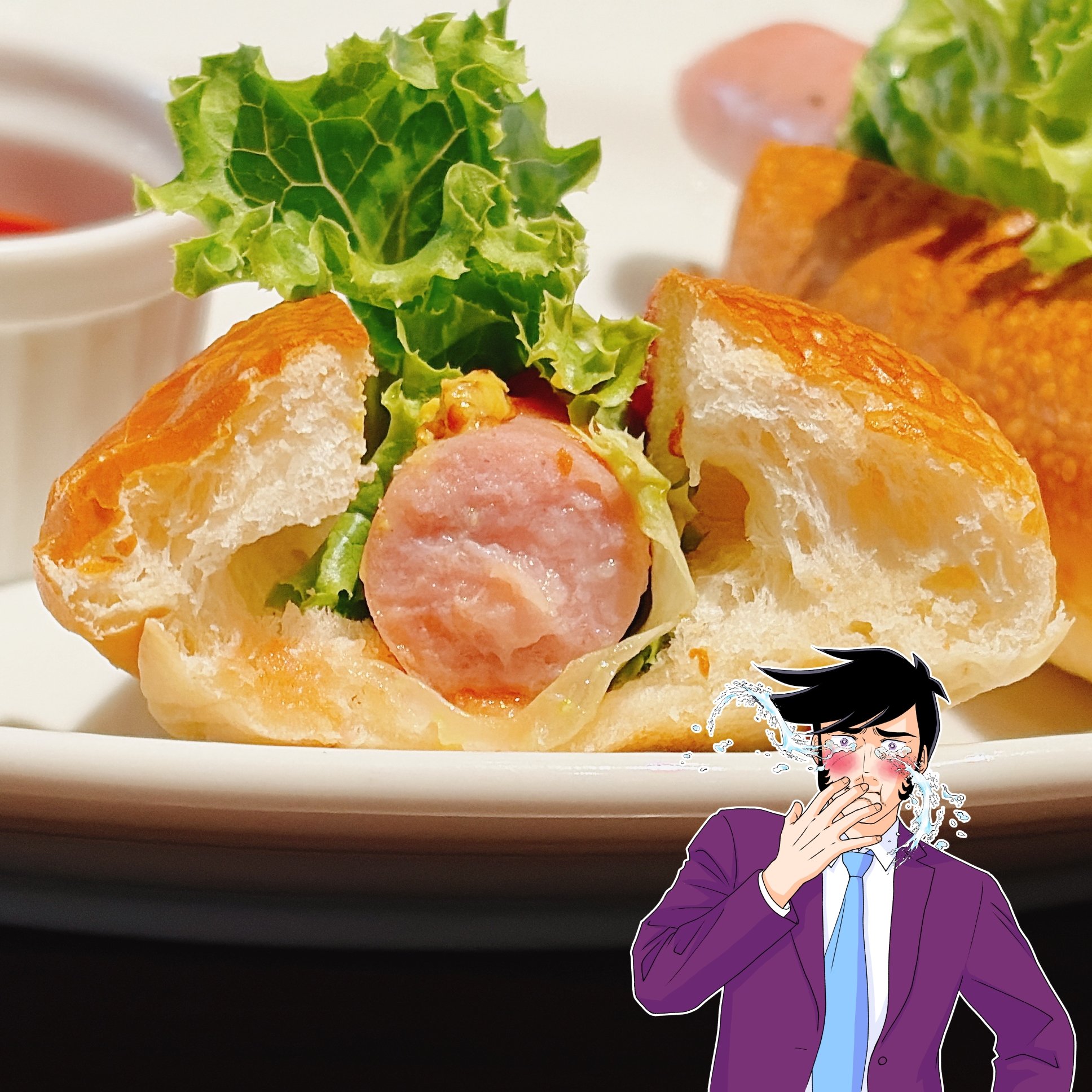 【星乃珈琲】こりゃ通い詰めたくなるわ…！500円の“豪快メニュー”具材がはみ出しちゃってるよ！「想像してたより大きい」「コスパかなり良き」《実食レビュー》