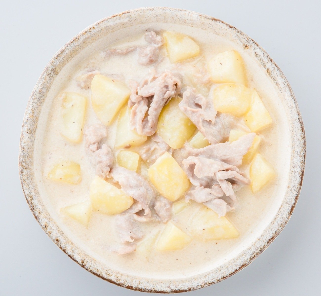【はじめてのひとり暮らしのコツ(2)】熱々のおかずを食べられて洗い物も減らせる便利な調理器具とは?