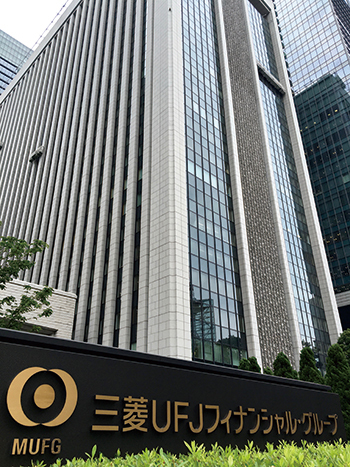 「人手不足でも賃金伸びず」が世界的な症候群に