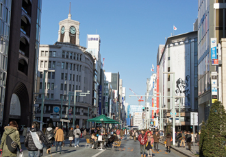 “歩車分離”で商店街に活気を生んだ大分県「昭和の街」