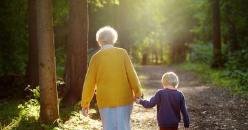 世界一しあわせそうな「年金暮らしの祖母」が教えてくれた“幸せの本質”