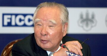 「どっこい軽は生きている」スズキ・鈴木修が“愛され続ける”ワケ、豊田章男が語った「最も尊敬する経営者」に納得!