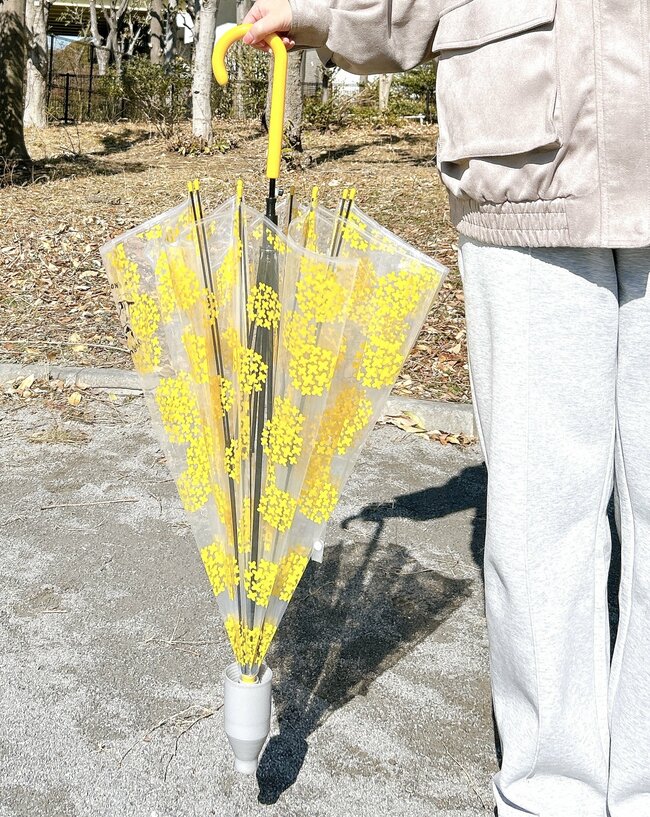 なかった頃にもどれない…!ダイソーの「天才レイングッズ」雨の日のストレスから解放された!