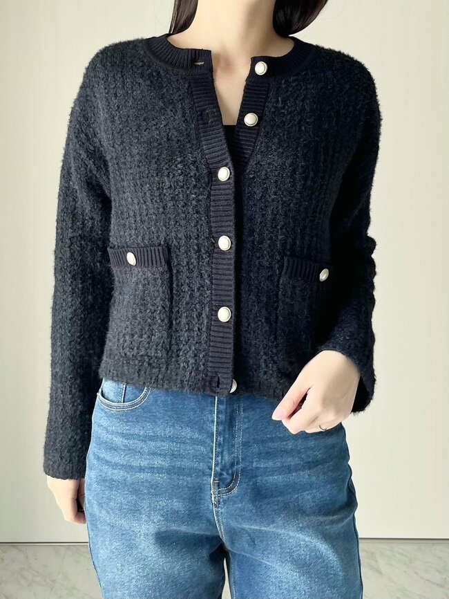 「可愛いので毎日着てます」GUの“高見えカーディガン”羽織るだけでコーデが上品に見えるんです！「お値段以上に見える」「もっと早く出会いたかった」