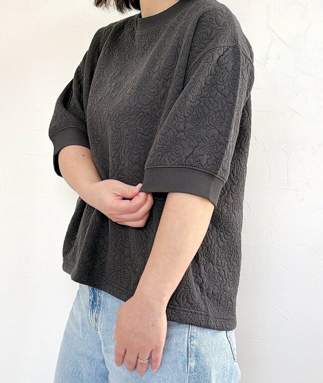 【ワークマン】すぽんと着るだけでカワイイ！1280円の「ふんわりトップス」スウェットみたいで楽ちん！