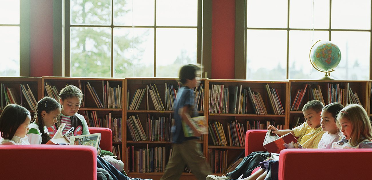 「図書館の運営」だけではない？IT企業のプロマネや医療現場の改善にも役立つ「図書館情報学」の奥深い世界