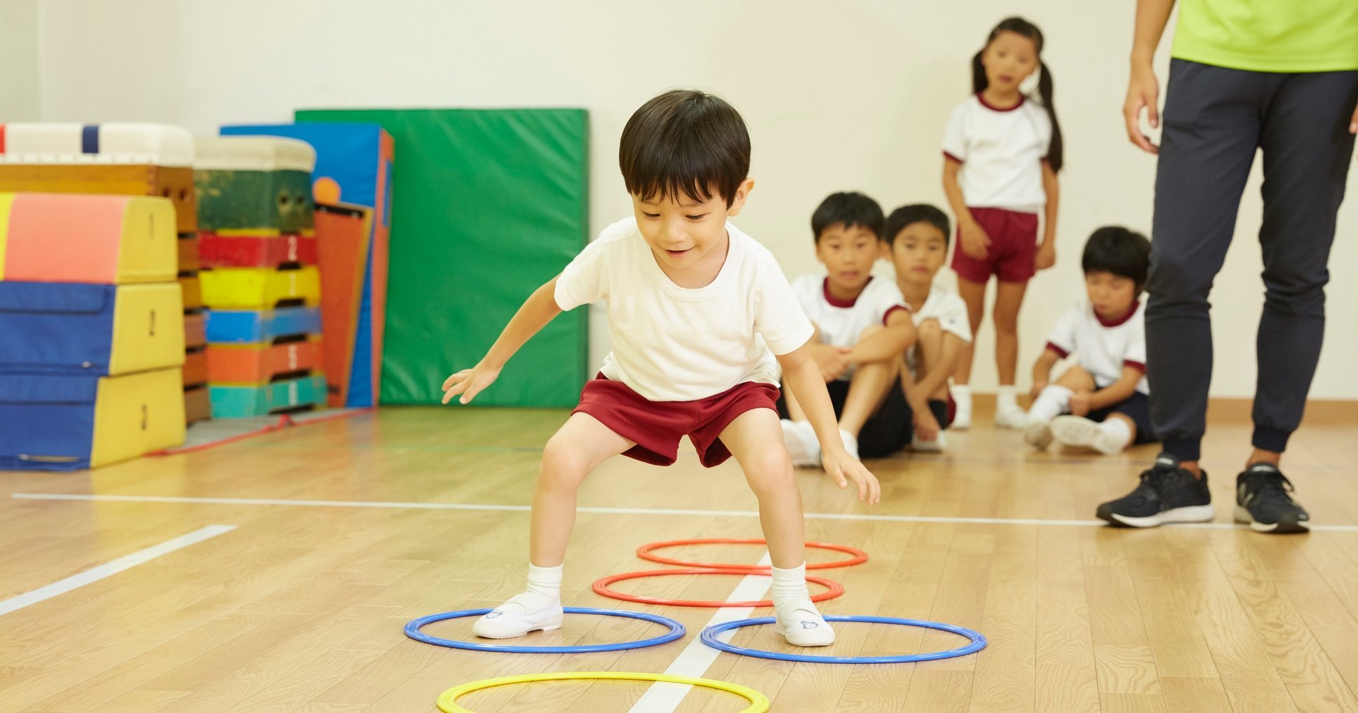 小学校受験はもう“上流のもの”じゃない…共働き世帯が選ぶ3つの納得理由とは