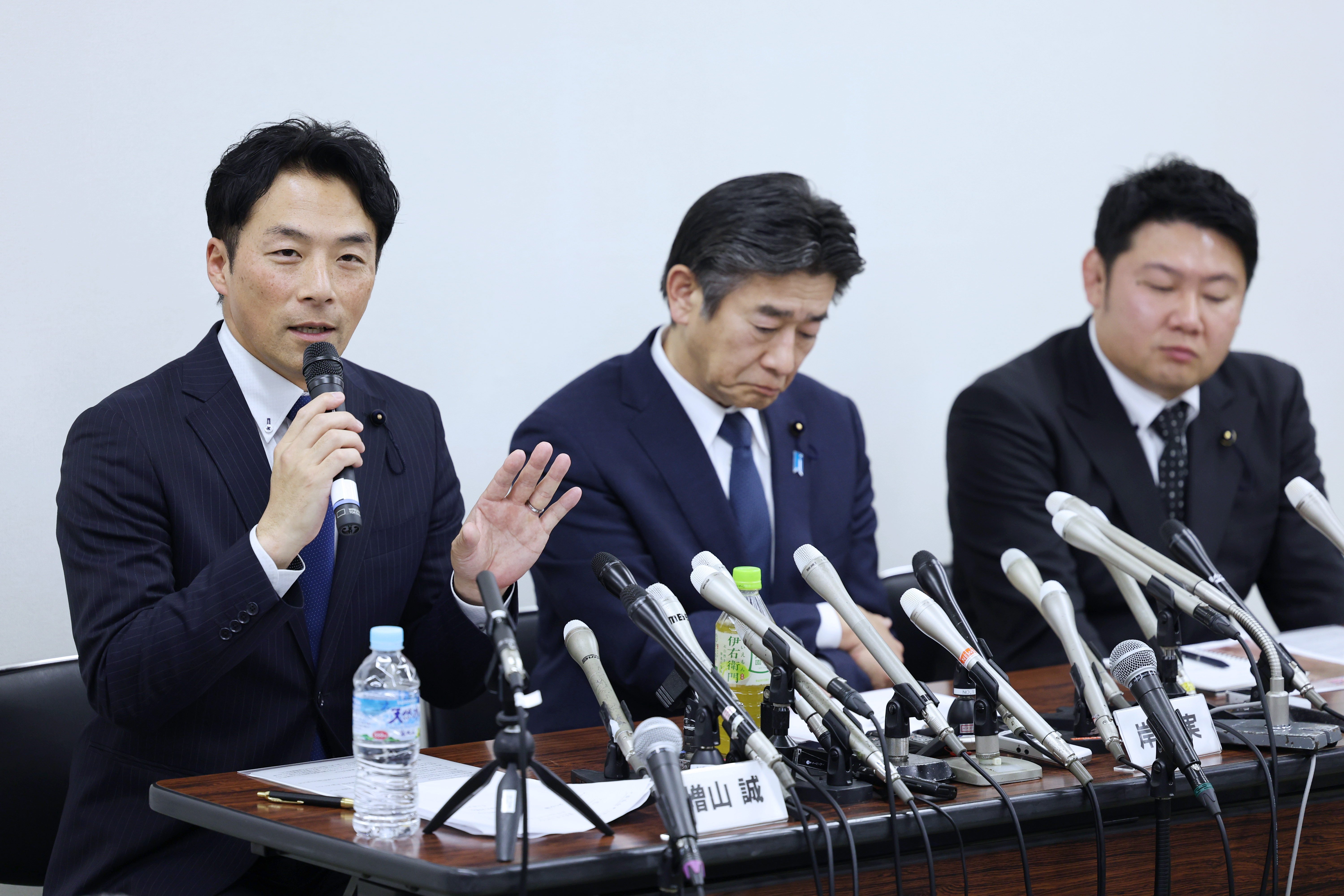 「頑張って!」「かっこいい」…維新離党の3県議が“破門”されても意気揚々なワケ
