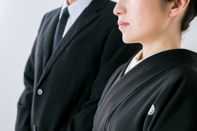 自営業者が亡くなったときの「保険手続」、残された家族がすぐやること