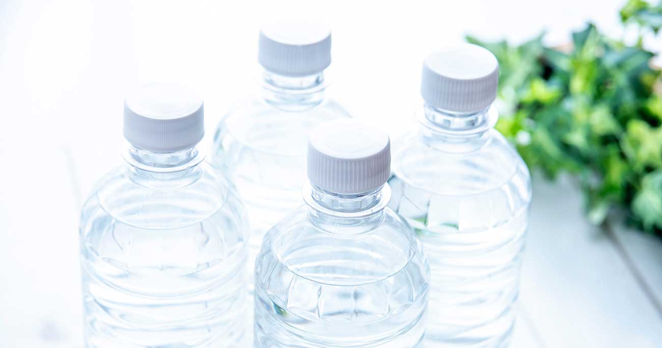 【もしかして情弱?】勝間和代が「水は買ってはいけない」という理由