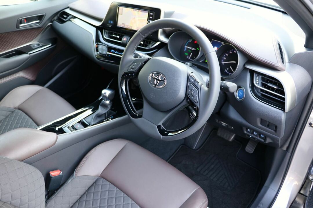 トヨタ自動車がクルマづくりの新戦略開始<br />コンパクトSUVのC-HRという大成果