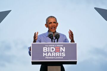 オバマ前大統領がトランプ氏を非難、バイデン氏の応援演説で