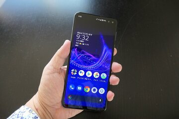 大画面＆大音量スピーカーを内蔵の「AQUOS sense4 plus」はサブスクとの相性ヨシ！
