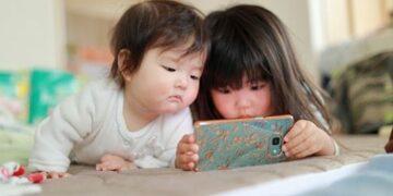 ｢ドコモ 子育て応援プログラム｣は、毎年の子どもの誕生月に3000円相当のdポイントがもらえて超お得！申し込み方法や適用条件などをわかりやすく解説！