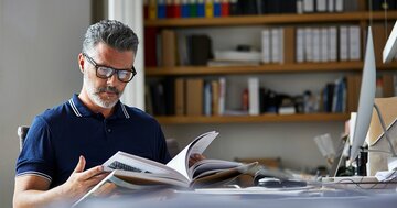 ビジネスパーソンこそ読もう!UI/UXデザイン会社の1年目が選ぶ「仕事で本当に役立った1冊」
