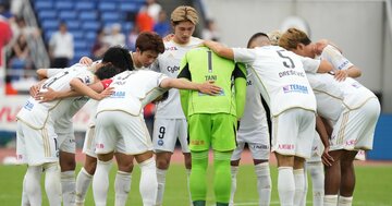 「元・青森山田」異色監督の指揮でJ2→J1首位!町田ゼルビア「我々が正義」発言がネットで炎上したワケ