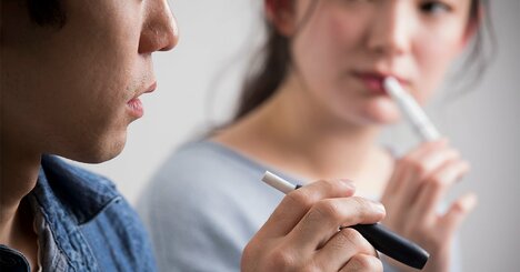 電子タバコが大腿骨頸部や脊椎、手首を骨折するリスクを46％も増やす!?