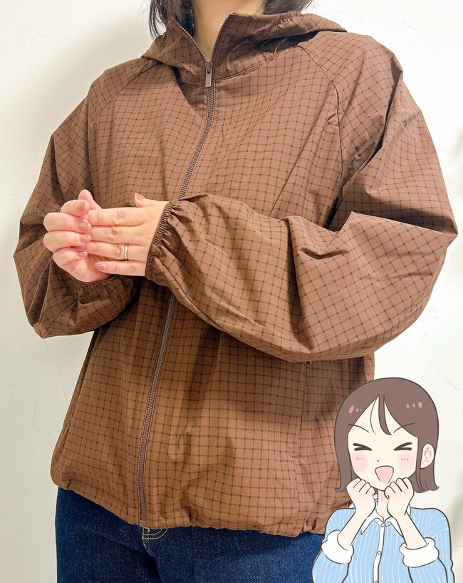 「神作だった〜！」ユニクロの“着る日焼け止め”すぽんと着るだけでカワイイ！「全大人女子に刺さります」「使えすぎる！」