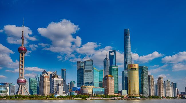 中国が経済回復を目指して試行する、常識に囚われない「2つの手」