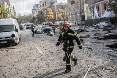 ロシア、ウクライナの都市に集中攻撃　過去最大規模