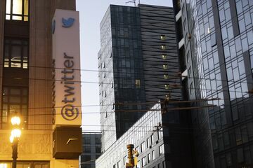 マスク氏のツイッター再生、失敗しそうな訳