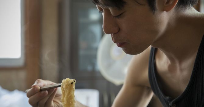 社会的弱者を劣悪な「終の棲家」に押し込みかねない住宅政策の危機