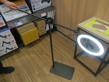 スマホを使った物撮り便利な70cm超アーム＆巨大リングLED付きスタンド