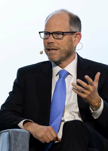 ビル・ゲイツ氏、長年かけて築いた「虚像」に亀裂