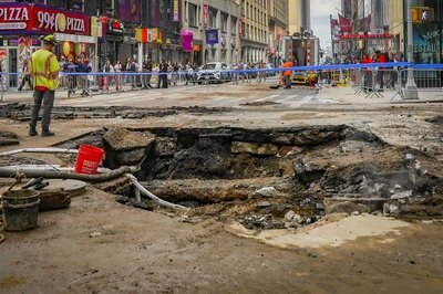 2023年8月、NYのタイムズスクエアで水道管が破裂 Photo:AP/Aflo