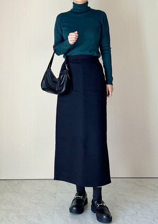 ヘビロテが止まらない…！2025年にユニクロで買ってよかった「おしゃれアイテム」34選