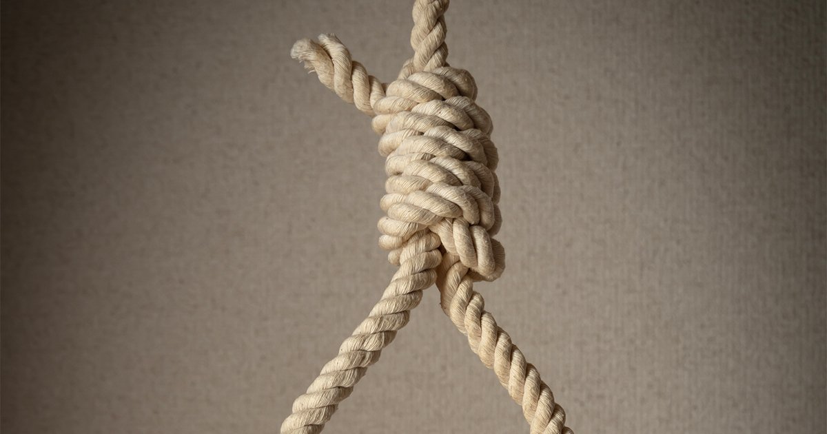 吊り下げられた縄