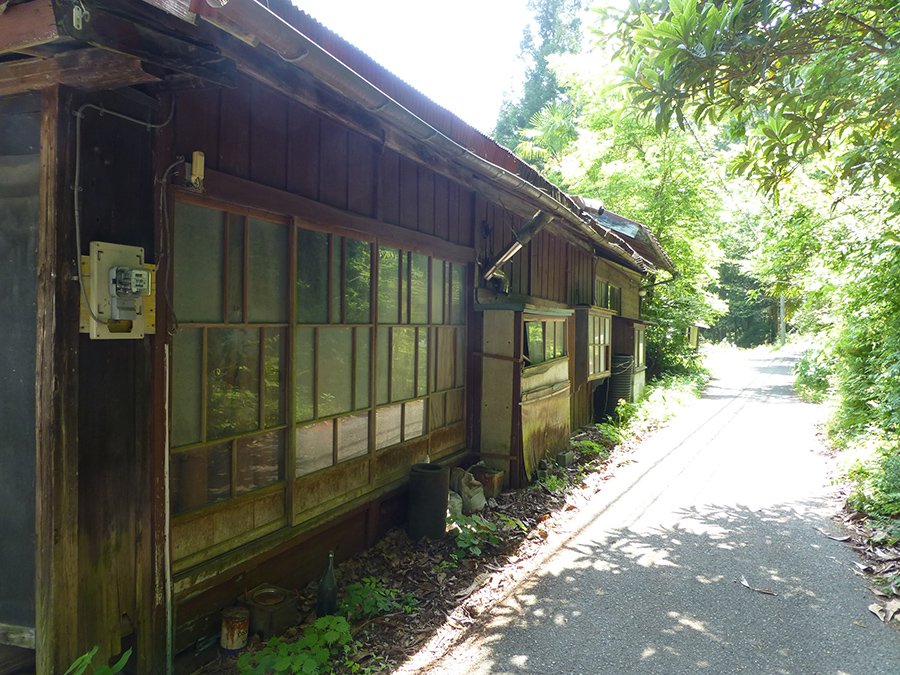 青梅街道沿いの商店