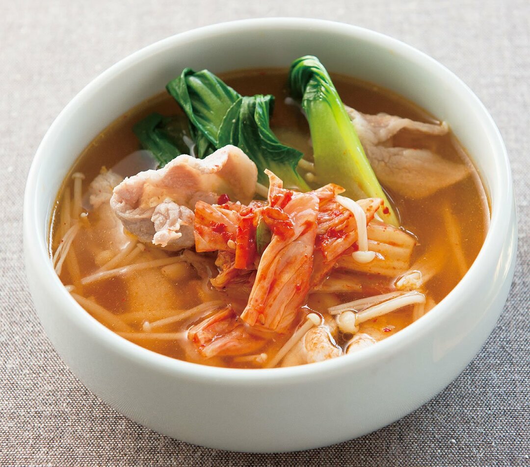 腸に善玉菌を増やし、<br />若返りも見込める<br />キムチの長寿スープとは?