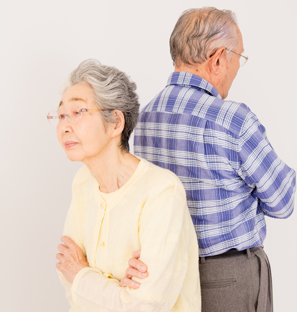 70代両親の熟年離婚に巻き込まれた息子の悲鳴